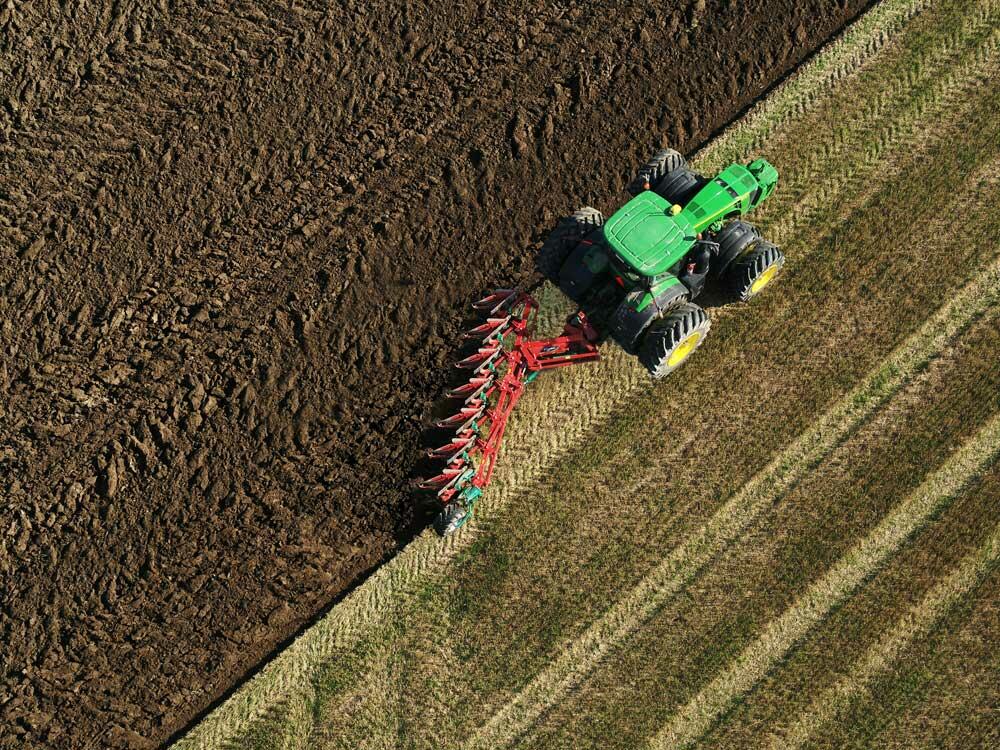 AT-NEW-GENERATION-MOUNTED-REVERSIBLE-PLOUGHS-1